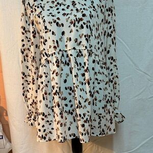 Chic Cream and Brown Patterned Blouse